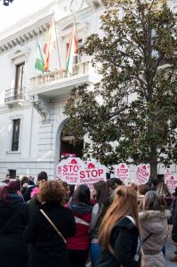 Stop Desahucios en el Ayuntamiento de Granada