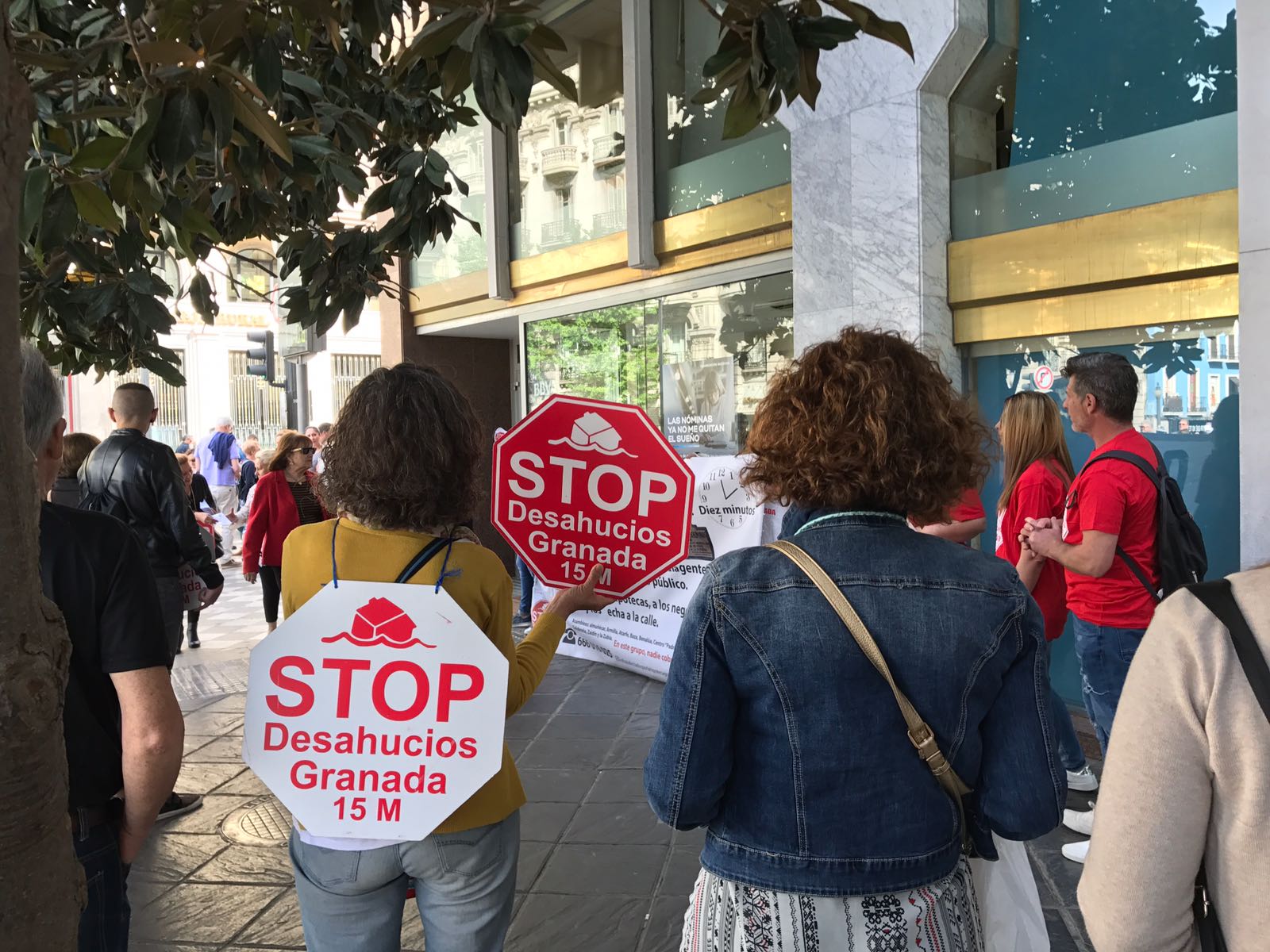 Acción en BBVA. Stop Desahucios Granada