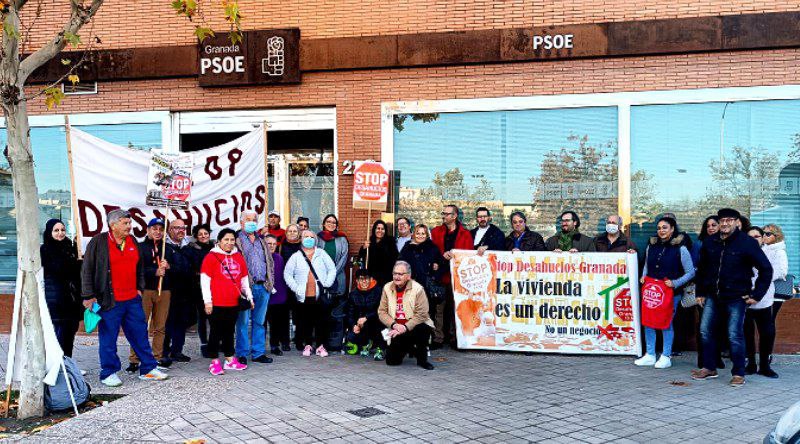 Stop Desahucios en la sede del PSOE